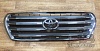 Решетка радиатора (хром серая) TOYOTA LAND CRUISER 200
