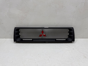 Решётка радиатора MITSUBISHI PAJERO / MONTERO