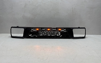 Решетка радиатора TOYOTA HILUX SURF / 4 RUNNER (89-95)