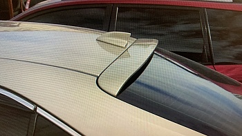 Спойлер задний на стекло TOYOTA CAMRY (05-ON)