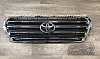 Решетка радиатора (BROWNSTONE) TOYOTA LAND CRUISER 200 (2007-)